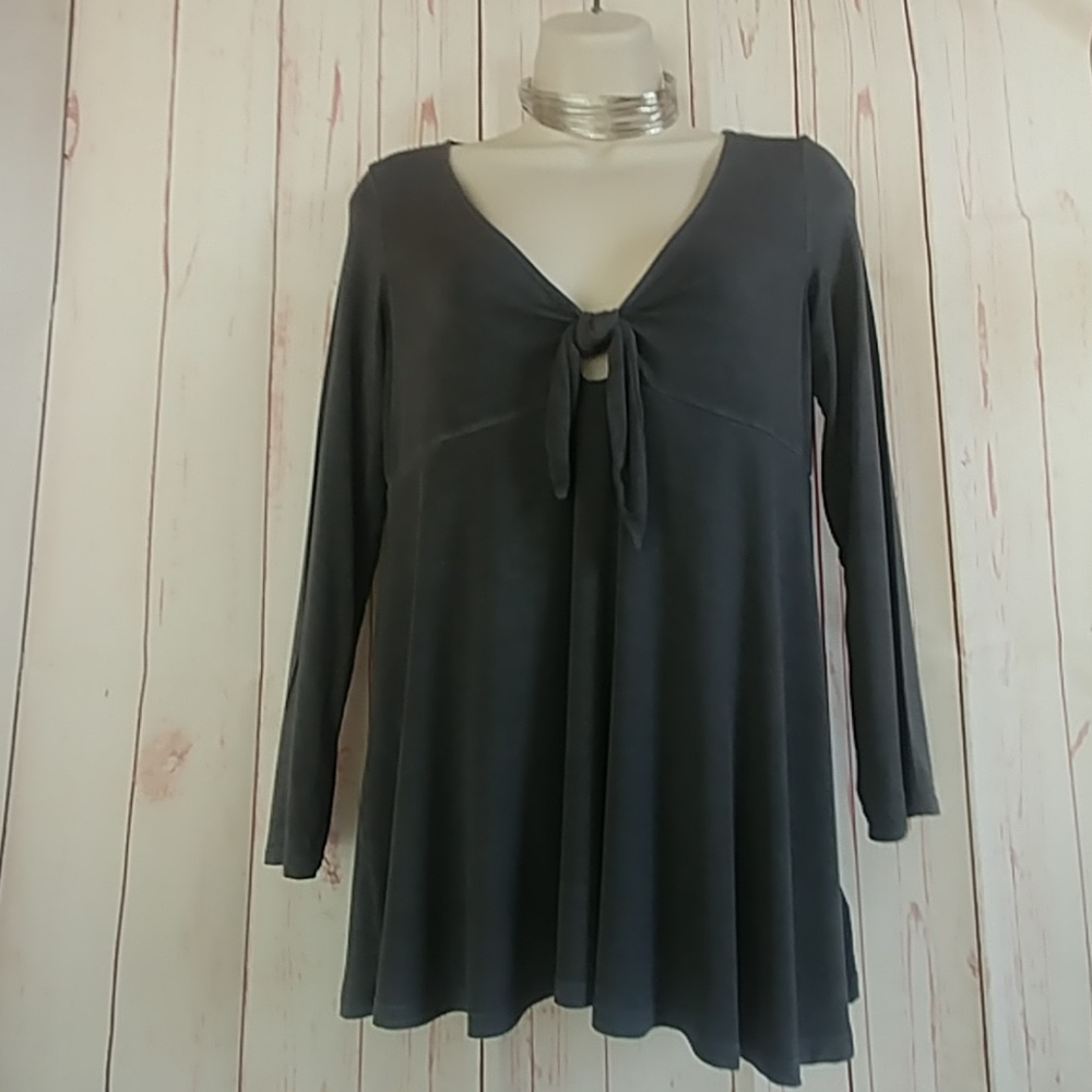 American Eagle Outfitters Gray Shirt